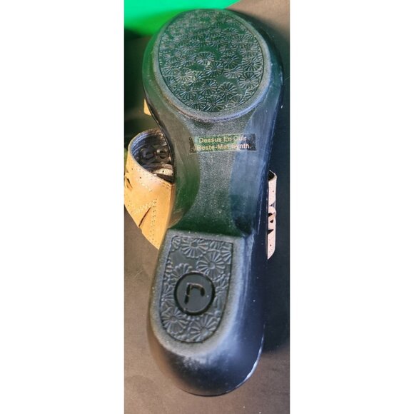 Rockport Womens Slip on Suede Sandals Cutout Size 8 Very Good Condition - Picture 7 of 9